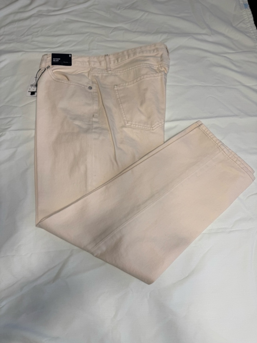 NWT Express Boyfriend Mid Rise Jeans in Light Cream
